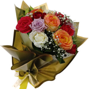BQ-03CO: Buquê de 12 rosas coloridas com mosquitinho